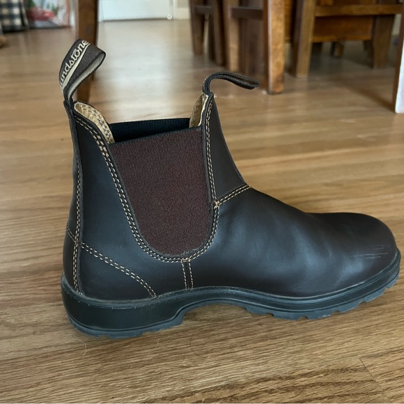 Size 9 Blundstone 550 Chelsea boot in Walnut Brown - Picture 5 of 10